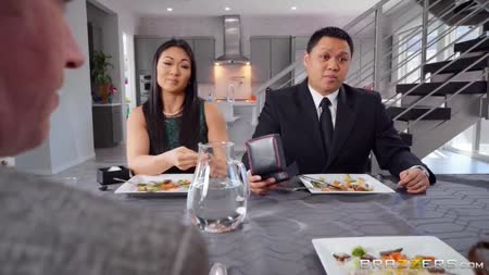 Пока никто не видит пара устроила жесткий анал 1