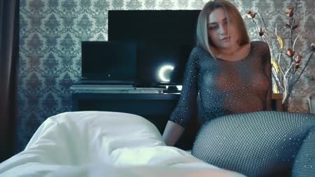 Подруга одела секс наряд и сняла с бойфрендом шикарное порево 1