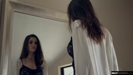 Девочку с татуировками возбуждает жесткий перепихон 2