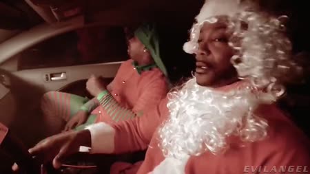 Два толстых хера доводят до экстаза ненасытную девку 1