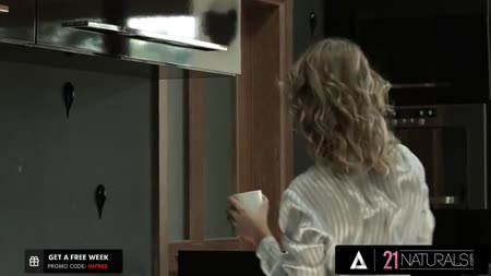 После романтического завтрака пара устроила красивую порнуху 1