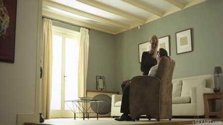 Бабенка одела сексуальное белье и бойфренд был в восторге 1